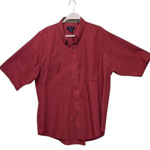 Van Heusen Men's Maroon Short Sleeve Shirt 17-17.5"